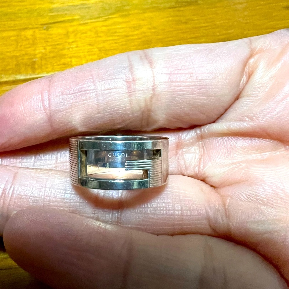 Gucci silver ring